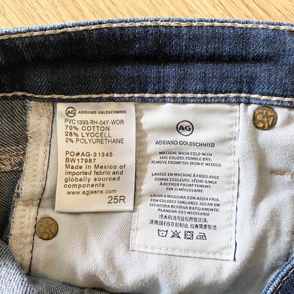 AG The Stilt Roll-Up Jeans - Picture 9 of 12